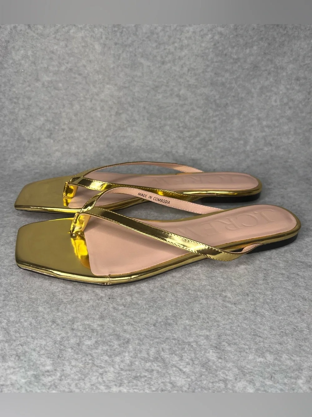 J.Crew Capri Thong Sandals Square Toe Metallic Gold Leather Size 10 NEW